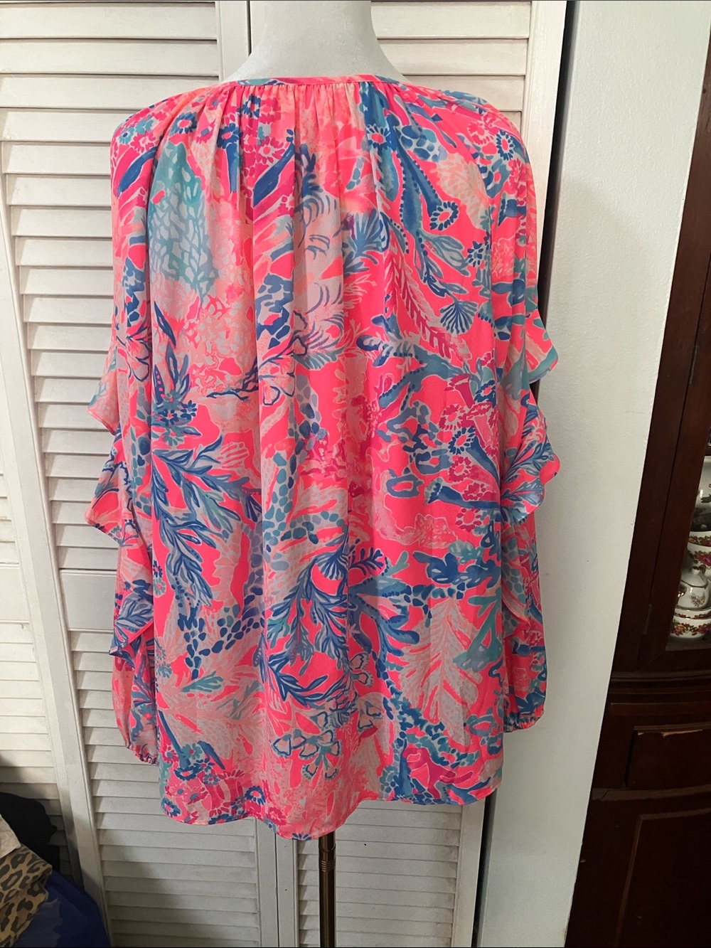 Lilly Pultzer Pascha Pink Aquadesica Elora Ruffle Shoulder Blouse - Picture 10 of 14
